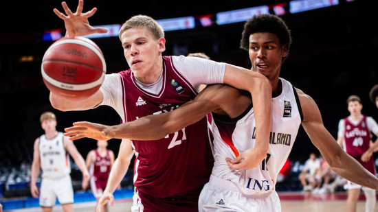 Pihtovs šovasar vērienīga turnīra Savienotajās Valstīs vietā izvēlējās pārstāvēt U18 izlasi