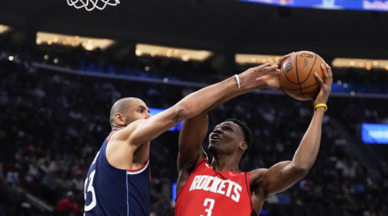 Atlantina "Hawks", ki jo zastopa Porziņģis, okrepila ekipo s centrom N'Falī Dantejem