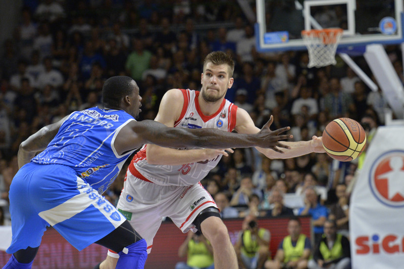 2015-06-20_lapresse_20150618231731_0659.