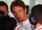 Batons: "Vēlos pārstāvēt "McLaren" vēl turpmākos dažus gadus"