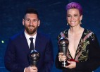 FIFA gada spēlētāja balvai nominē 11 futbolistus, visvairāk pārstāvju Liverpūlei