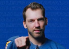 Video: "Sabres" kapteiņa asistents Girgensons iemet 3. ripu NHL jaunajā sezonā un komentē