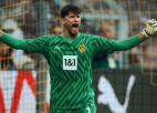 Dortmundes "Borussia" pagarina līgumu ar pirmo vārtsargu Kobelu
