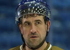 47. dzimšanas dienā uzbrucējs pēc 20 gadu pauzes atgriežas ECHL un izkaujas