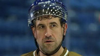 47. dzimšanas dienā uzbrucējs pēc 20 gadu pauzes atgriežas ECHL un izkaujas