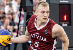 Klausītava | "Basketstudija 2+1" ar bronzas medaļnieku Franci Lāci