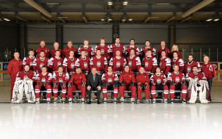 Foto: Latvijas hokeja izlases kopbilde