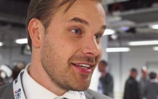 Video: Bijušais zviedru hokejists, tagad TV eksperts: Daugaviņš ir latviešu Krosbijs