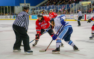 FHL komanda ievieš pirmsspēles metienu sēriju