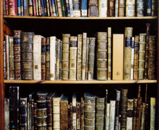 Lasi par brīvu e-bibliotēkā
