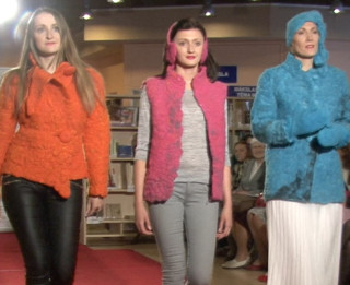 Video: Pārsteidzošais "Radošais nemiers". Oriģināli pašdarināti tērpi aizraujošā modes skatē