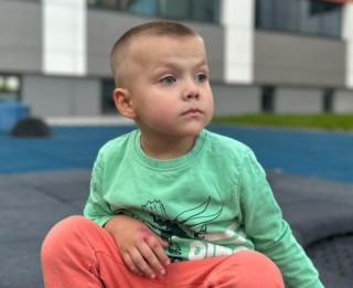 Ģimenei ar sešiem bērniem no Jelgavas nepieciešama palīdzība, lai ārstētu četrgadīgo dēlu