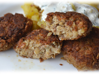 Fotorecepte: Kotletes ar auzu pārslām soli pa solim
