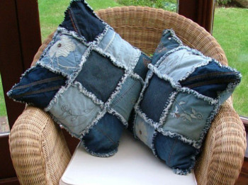 Foto: Spilveni no novalkātiem džinsiem. 25 radošas idejas