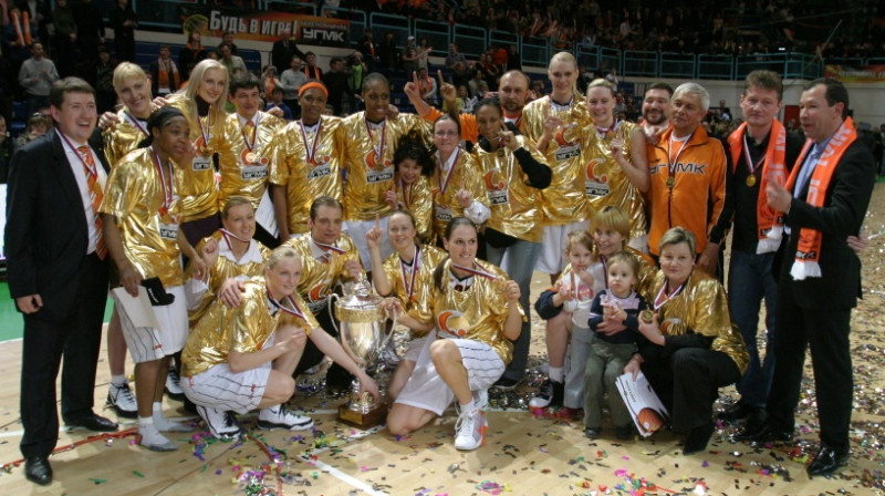 UGMK 2009. gada 28. aprīlī triumfēja Krievijas čempionātā
Foto: basket.ugmk.com