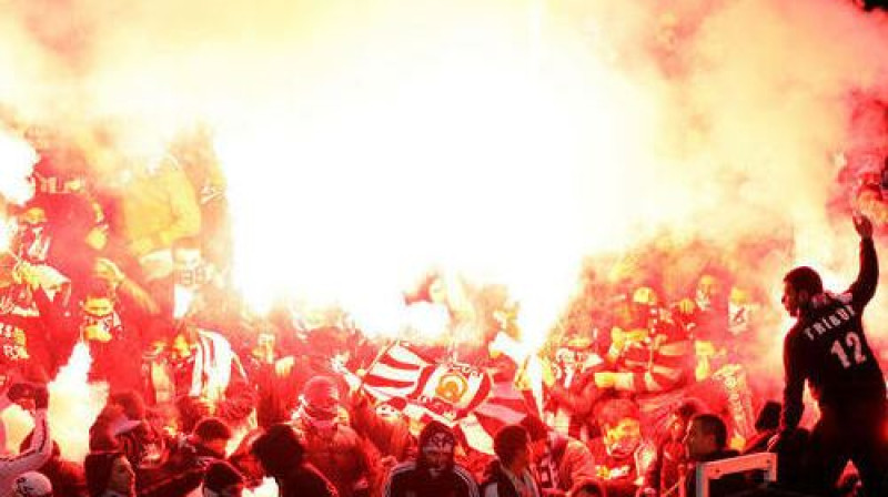 "Besiktas" fani Volfsburgā
Foto: AFP/Scanpix