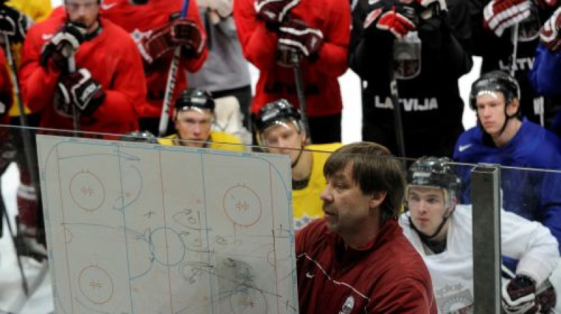 Latvijas izlase treniņā Piņķos
Foto: Romāns Kokšarovs, Sporta Avīze, f64