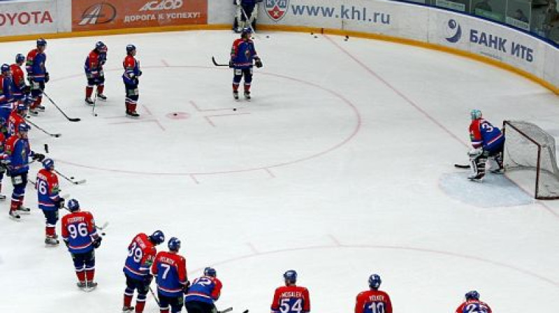 Balašihas ''MVD'', piedzīvojusi divus zaudējumus savā laukumā, tagad uzvarējusi abas spēles viesos - sērijā 2-2
Foto: Aleksandrs Safonovs, championat.ru