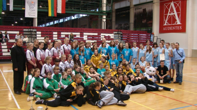 EEGBL spēlē labākās Austrumeiropas un Ziemeļvalstu meiteņu komandas