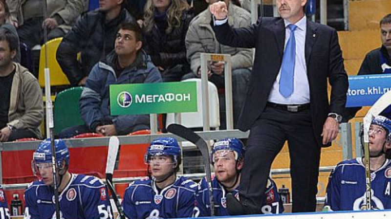 Oļegs Znaroks un "Dynamo" kļuvuši par KHL līderiem.
Foto: www.dynamo.ru