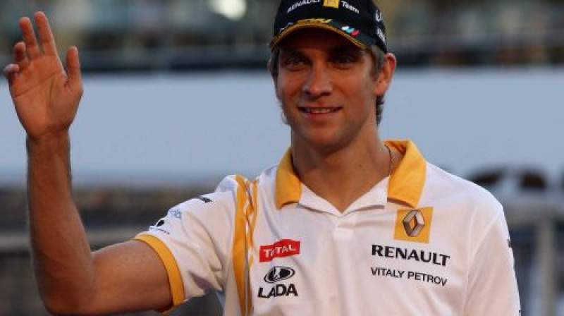 Vitālijs Petrovs paliek ''Lotus Renault GP''
Foto: Digitale/Scanpix