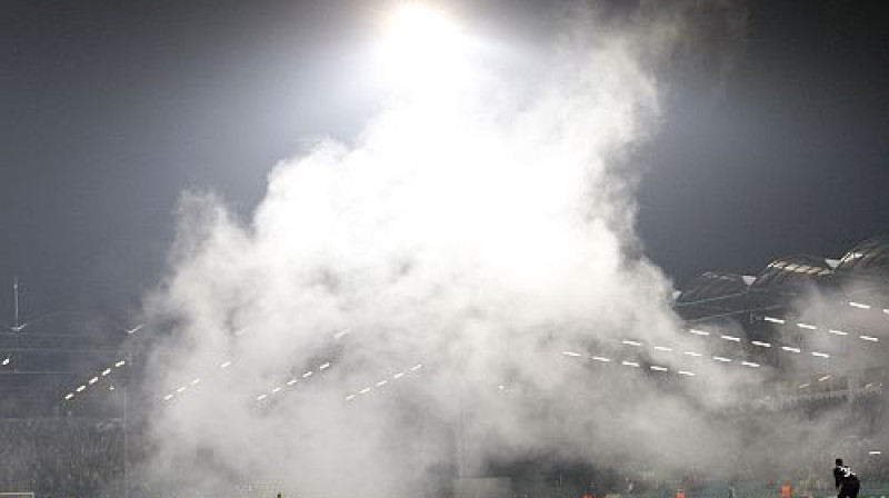 Žilinas stadions dūmos
Foto: AP/Scanpix
