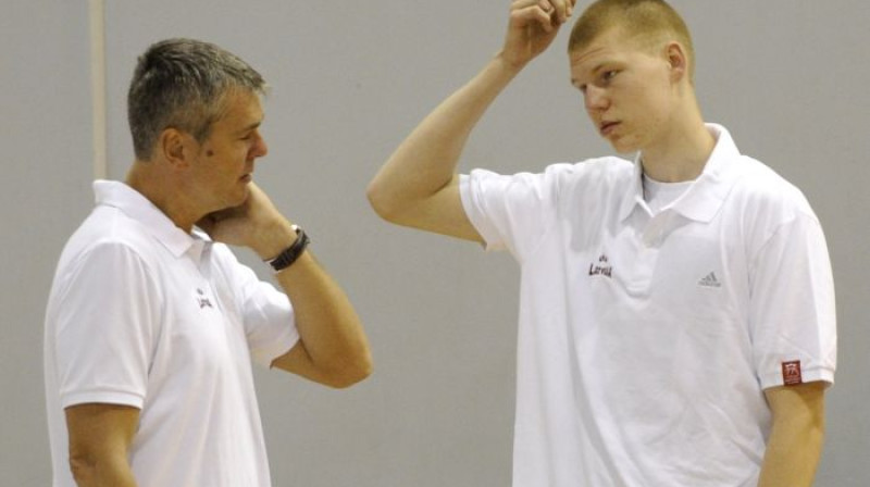 Stulbi sanācis, atliek secināt gan trenerim, gan spēlētājam
Foto: Romāns Kokšarovs, Sporta Avīze