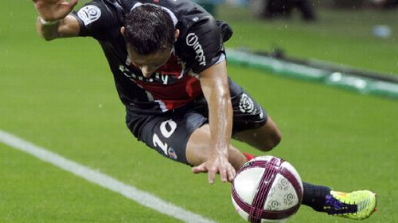 PSG brazīliešu pussargs Nene
Foto: AFP/Scanpix