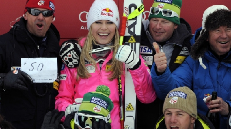 Lindsija Vona ar savu komandu
Foto: AP/Scanpix