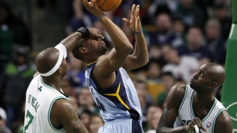 "Celtics" pret "Grizzlies"
Foto: AFP/Scanpix