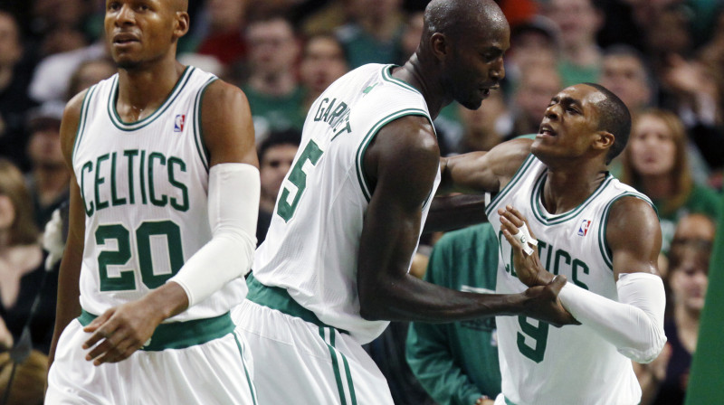 Rejs Alens, Kevins Gārnets un Reižons Rondo centīsies pārtraukt "Bulls" uzvaru sēriju
Foto: AP/Scanpix