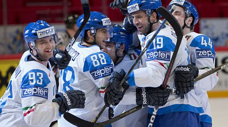 Itālijas hokejisti gavilē
Foto: AFP/Scanpix