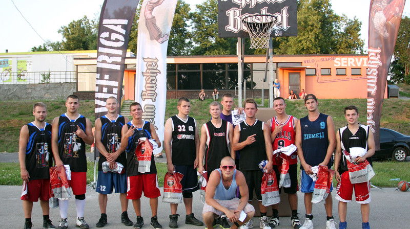 2011. gada Valmieras "Ghetto Basket" laureātu pulkā iekļuva "Armet", "Kaijasnergy.lv" un "Akela kļūdījās"
Foto: Renārs Buivids