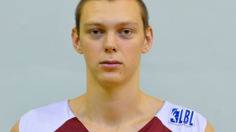 Ilja Gromovs: 12 punktu Latvijas U18 izlases pārbaudes spēlē ar Igaunijas junioriem.
Foto: Romualds Vambuts