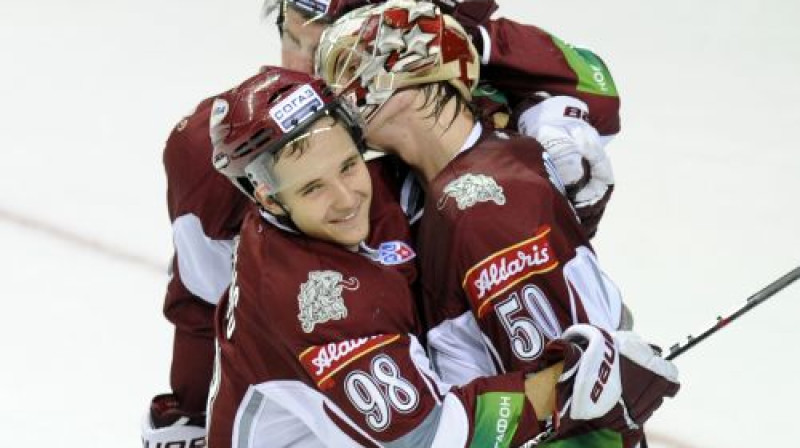 Vai Rīgas "Dinamo" hokejistiem būs iemesls pasmaidīt arī Minskā?
Foto: Romāns Kokšarovs, Sporta Avīze, f64
