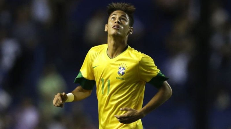 Brazīlijas izlases jaunā zvaigzne Neimars
Foto: AP/Scanpix