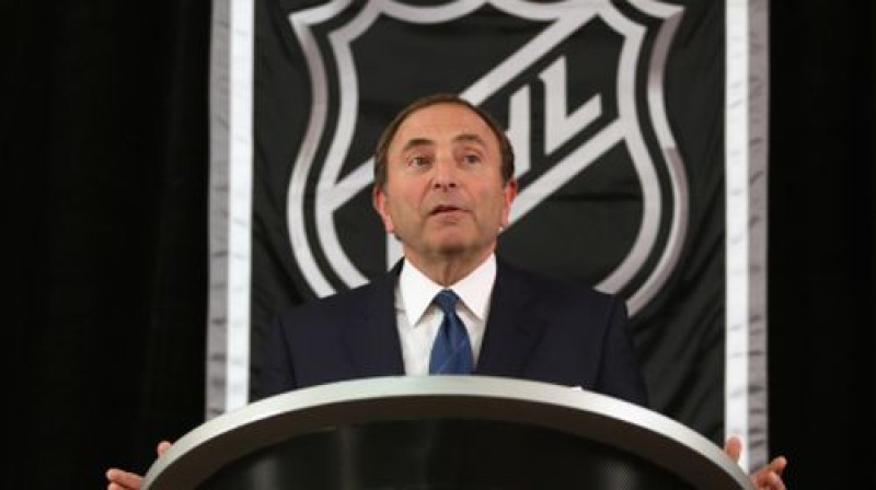 NHL komisārs Gerijs Betmens
Foto: Getty Images/Scanpix