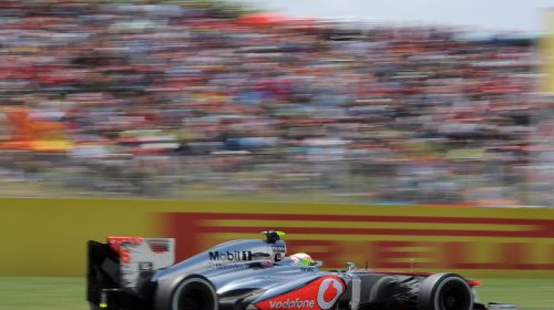 "McLaren" formula Barselonas trasē
Foto: AFP/Scanpix