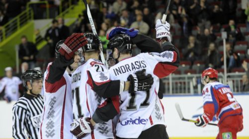 Latvijas hokejisti vairākumā guva divus vārtus
Foto: Romāns Kokšarovs, Sporta Avīze, f64