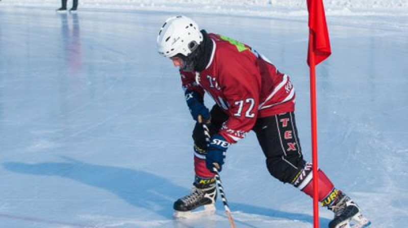 Latvijas bendija izlases spēlētājs Pēteris Ostošovs
Foto: Baikal-bandy.ru/