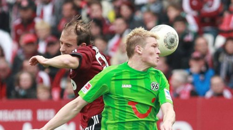 Artjoms Rudņevs cīņā pret "Nürnberg"
Foto: Hannover96.de