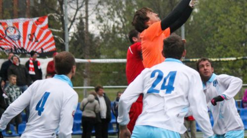 "Jūrmalas" futbolisti
Foto: Juris Gūtmans/ Futbolavirsliga.lv