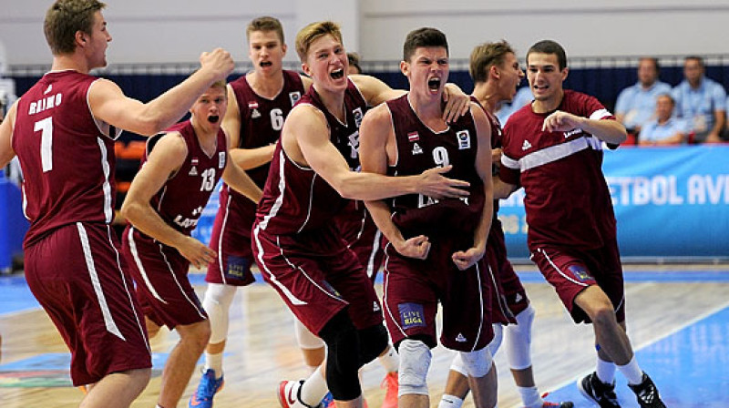 Latvijas U18 izlase trešo gadu pēc kārtas iekļuvusi Eiropas junioru čempionāta ceturtdaļfinālā.
Foto: FIBAEurope.com