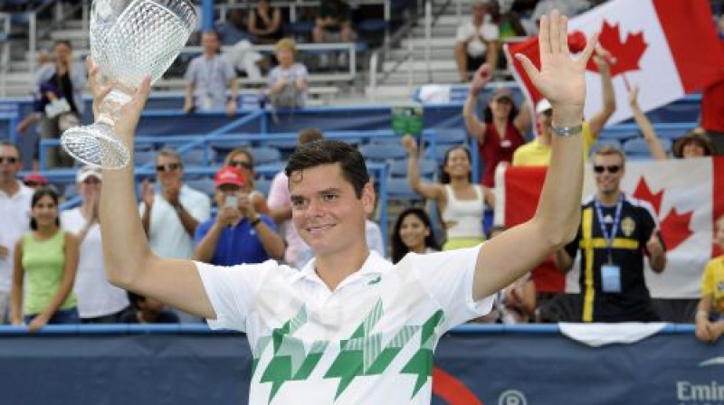 Milošs Raoničs ar karjeras nozīmīgāko trofeju
Foto: AP/Scanpix