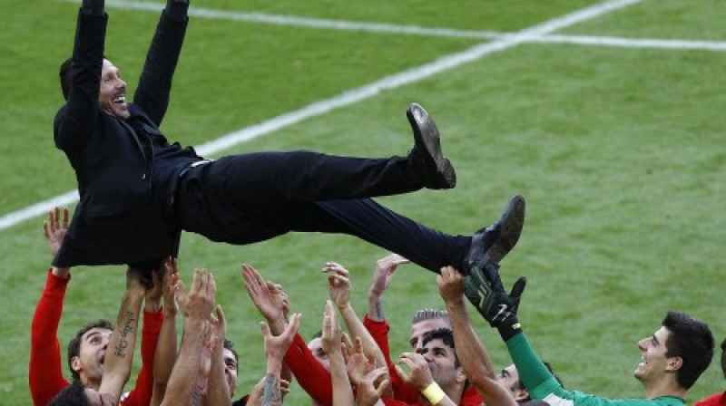 Pavasarī Spānijas čempiones titula iegūšanu svinēja Simeones "banda" Madrides "Atletico", taču šosezon paredzama "Barcelona" un "Real" cīņa par 1.vietu
Foto: AFP/Scanpix