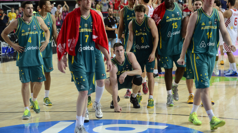 Austrālijas izlase var saņemt sankcijas dalībai FIBA turnīros, ja tiks pierādīts tīšs zaudējums Angolai 
Foto: AP/Scanpix