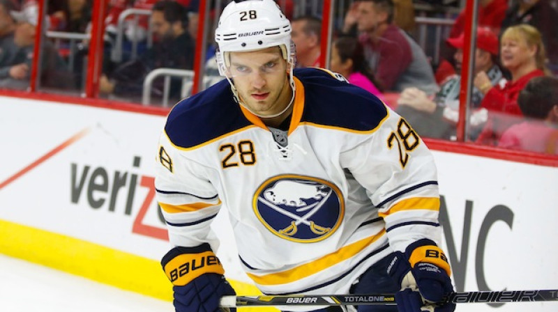 Zemgus Girgensons
Foto: USATSI, cbssports.com