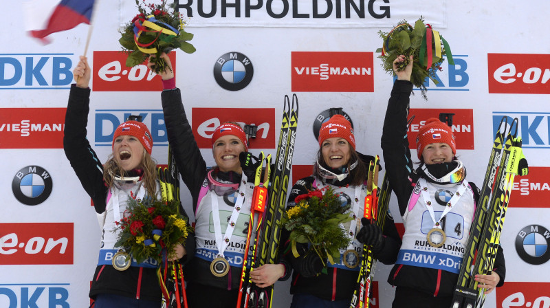 Eva Puskarčīkova, Gabriela Soukalova, Jitka Landova un Veronika Vītkova
Foto: AFP