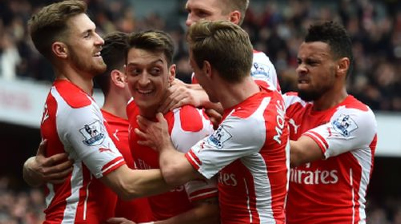 "Arsenal" spēlētāji pēc vārtu guvuma
Foto: AFP/Scanpix