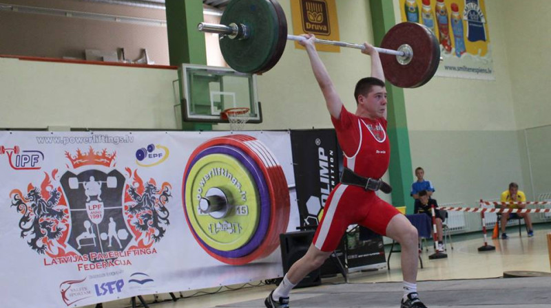 Artjoms Giščenko
Foto: Latvijas Svarcelšanas Federācija (LSF)